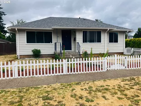 152 W C St, Springfield, OR 97477 photo 1