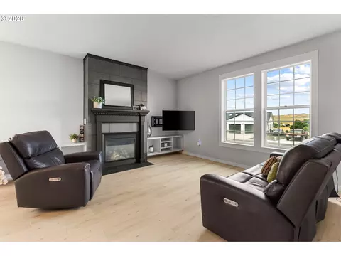 Other - 1710 SW 3rd St, Pendleton, OR 97801 photo 2 of 8