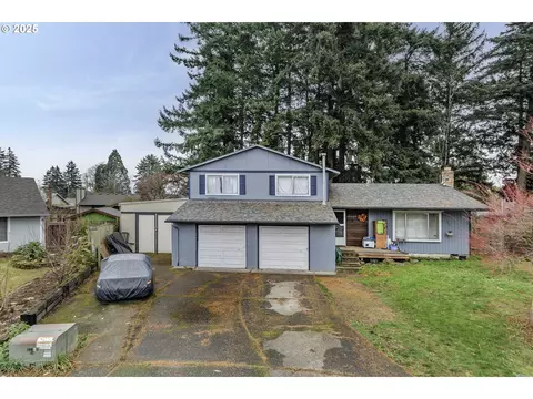19820 NE Hassalo Ct, Portland, OR 97230