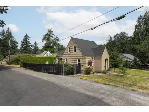 1035 5th St, Washougal, WA 98671