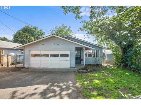 414 N 11th St, Saint Helens, OR 97051