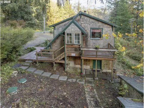 9501 Kilchis River Rd, Tillamook, OR 97141