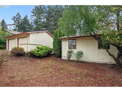 401 SW 121st Pl, Portland, OR 97225