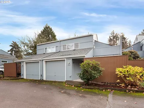 17822 NW Lakeway Ct, Beaverton, OR 97006