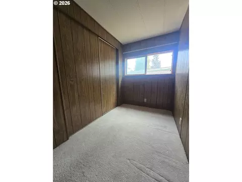 Bedroom - 1125 58th St #19, Springfield, OR 97478 photo 1 of 5