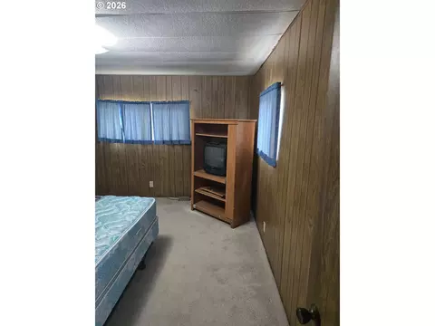 Bedroom - 1125 58th St #19, Springfield, OR 97478 photo 5 of 5