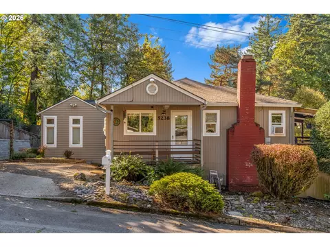 5238 SW Vacuna St, Portland, OR 97219