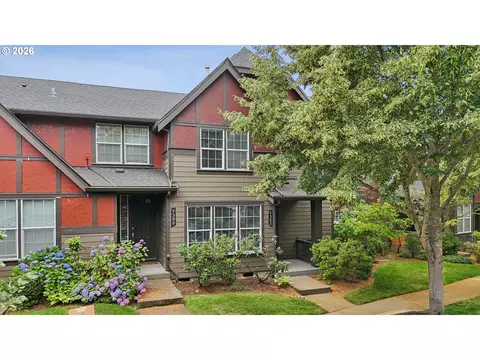 7382 NE Stonewater St, Hillsboro, OR 97124