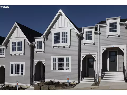 425 NE Moonwake Ln #18, Depoe Bay, OR 97341