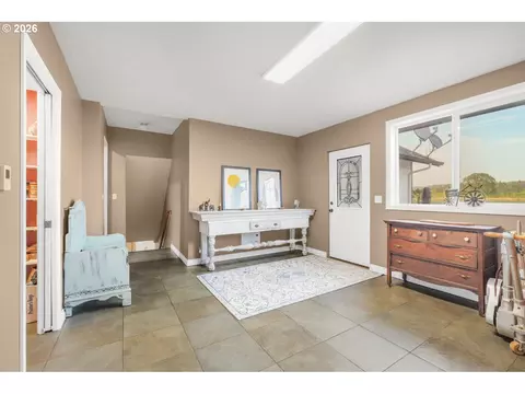 Entry Way - 27424 SEagle Creek Rd, Estacada, OR 97023 photo 1 of 3