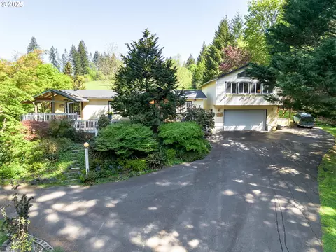 59364 Blueberry Ln, Saint Helens, OR 97051