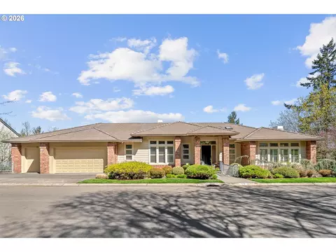57 Hidalgo St, Lake Oswego, OR 97035