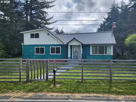 42585 Arizona St, Port Orford, OR 97465