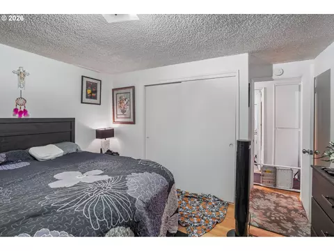 Bedroom - 3305 NE 15th St, Gresham, OR 97030 photo 7 of 7