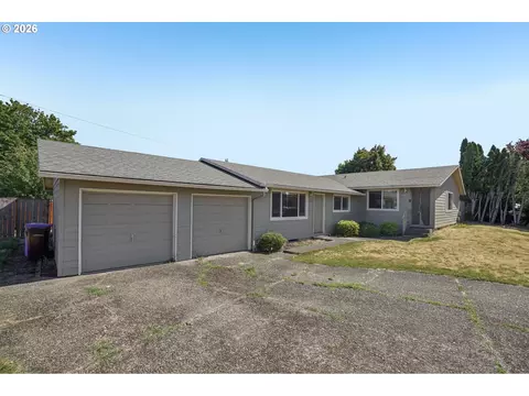 Exterior - 3305 NE 15th St, Gresham, OR 97030 photo 1 of 6