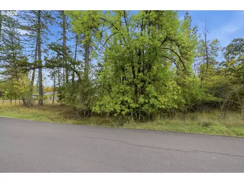 Siesta Ln, Eugene, OR 97402 photo 10