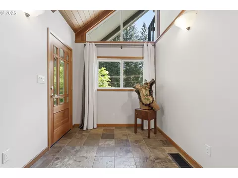 Entry Way - 45225 SE Paha Loop Dr, Sandy, OR 97055 photo 1 of 6