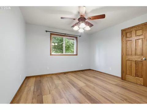 Bedroom - 45225 SE Paha Loop Dr, Sandy, OR 97055 photo 1 of 4