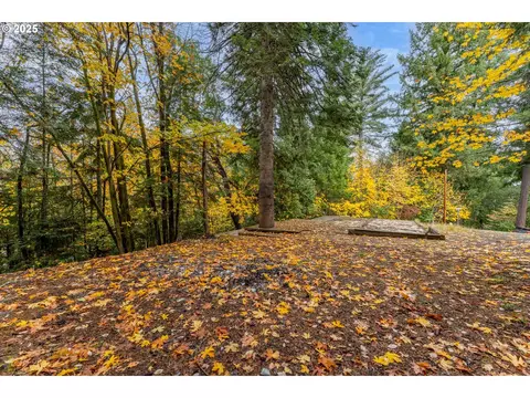 487 Montgomery Ave, Glendale, OR 97442 photo 10