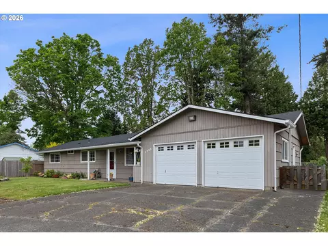 Exterior - 1745 NW 7th Pl, Gresham, OR 97030 photo 10 of 11