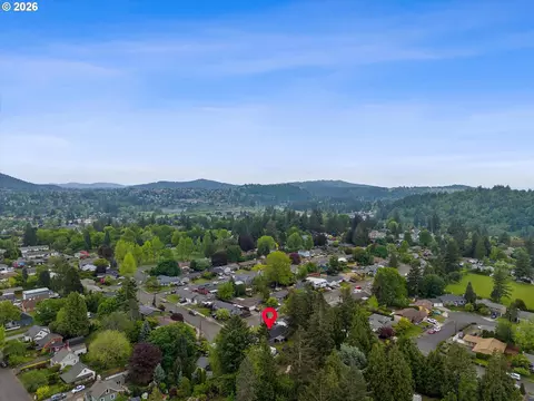 View/Area - 1745 NW 7th Pl, Gresham, OR 97030 photo 3 of 4