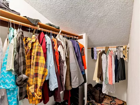 Other - 726 SE Rene Ave, Gresham, OR 97080 photo 3 of 5