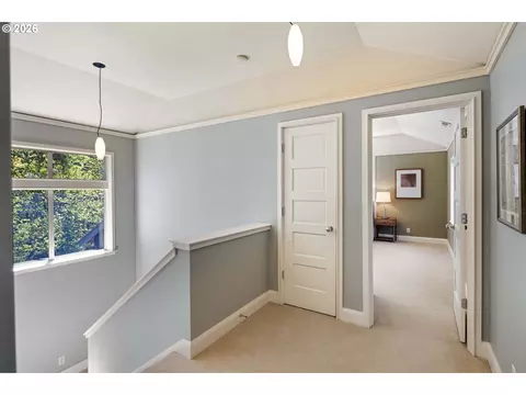 Entry Way - 3831 Woodson Ct, Eugene, OR 97405 photo 3 of 3