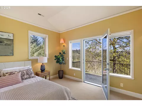 Bedroom - 3831 Woodson Ct, Eugene, OR 97405 photo 3 of 7