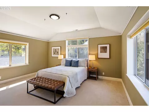 Bedroom - 3831 Woodson Ct, Eugene, OR 97405 photo 4 of 7