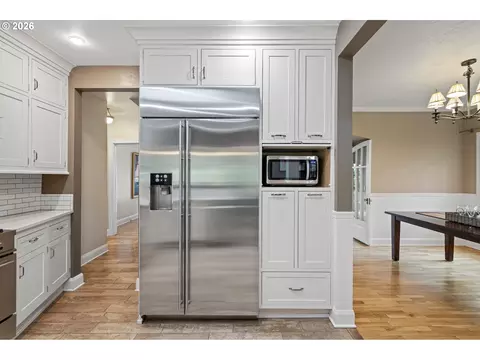 Kitchen - 47 W 23rd Ave, Eugene, OR 97405 photo 4 of 4