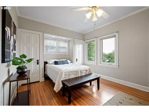 Bedroom - 47 W 23rd Ave, Eugene, OR 97405 photo 1 of 5