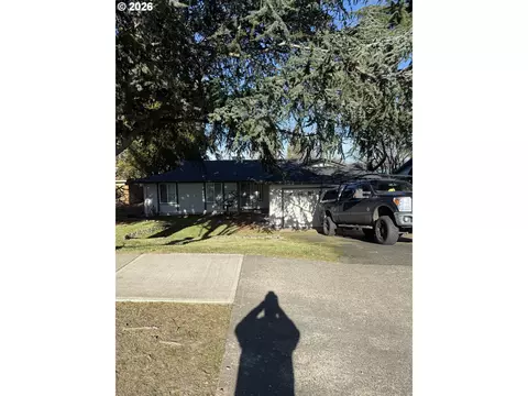 21715 NE Halsey St, Fairview, OR 97024