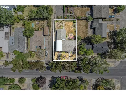 View/Area - 2161 Hilyard St, Eugene, OR 97405 photo 1 of 5