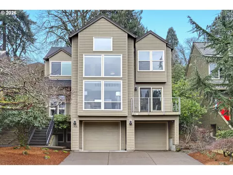 7635 S Hood Ave, Portland, OR 97219