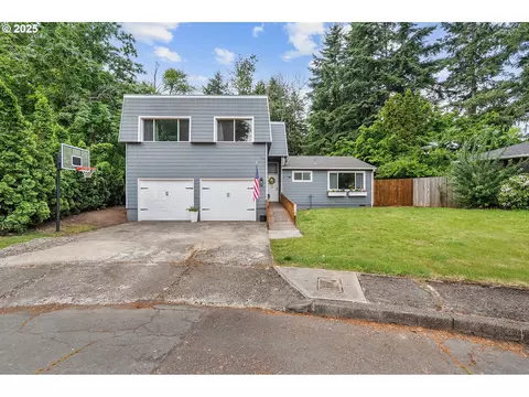1354 Mulligan Ct, Salem, OR 97306