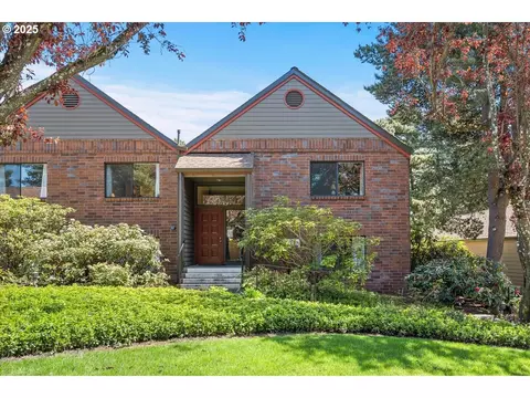 15605 SW 114th Ct #17, Portland, OR 97224