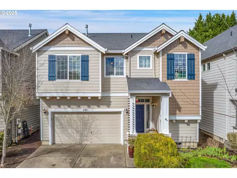 3703 E Bur Oak Ct, Newberg, OR 97132