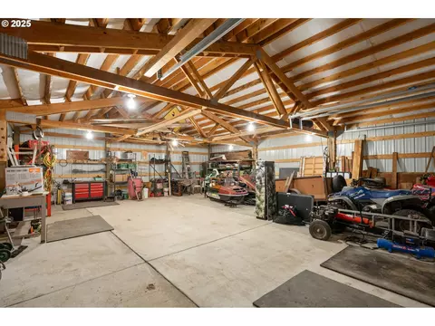 Exterior - 80982 Cougar Ln, Heppner, OR 97836 photo 15 of 17