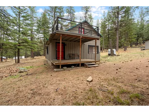 Exterior - 80982 Cougar Ln, Heppner, OR 97836 photo 6 of 17