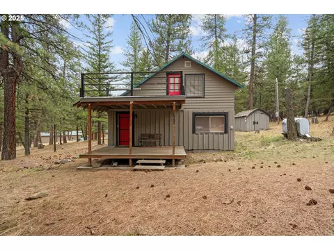 Exterior - 80982 Cougar Ln, Heppner, OR 97836 photo 3 of 17