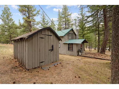 Exterior - 80982 Cougar Ln, Heppner, OR 97836 photo 11 of 17