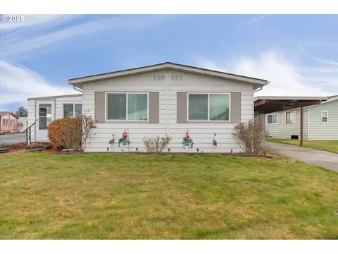 4351 NE Larch Loop, Salem, OR 97305