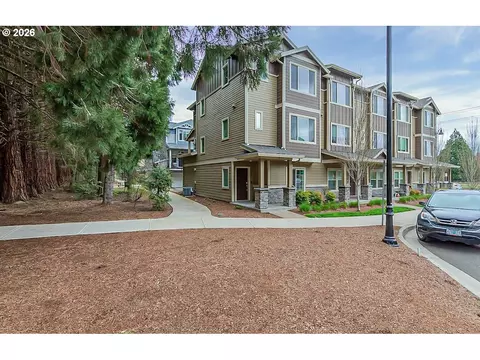 7953 NE Heiser St, Hillsboro, OR 97006