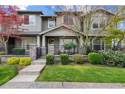 15962 NW Central Dr, Portland, OR 97229