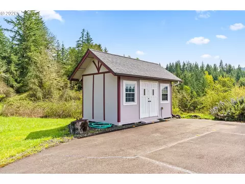 Exterior - 90834 Coburghills Dr, Eugene, OR 97408 photo 8 of 8