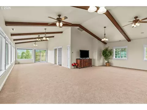 Living - 90834 Coburghills Dr, Eugene, OR 97408 photo 3 of 3