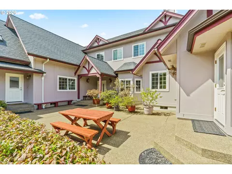 Exterior - 90834 Coburghills Dr, Eugene, OR 97408 photo 2 of 8