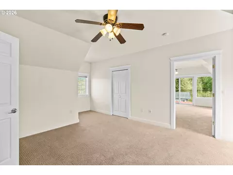 Bedroom - 90834 Coburghills Dr, Eugene, OR 97408 photo 6 of 7