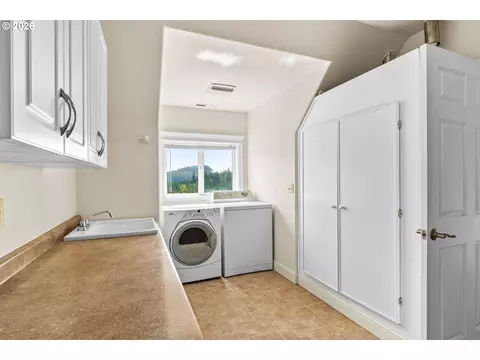 Other - 90834 Coburghills Dr, Eugene, OR 97408 photo 5 of 12