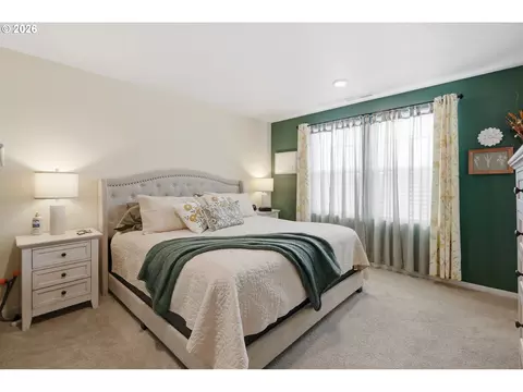 Bedroom - 2998 Fenya St, Springfield, OR 97477 photo 1 of 4
